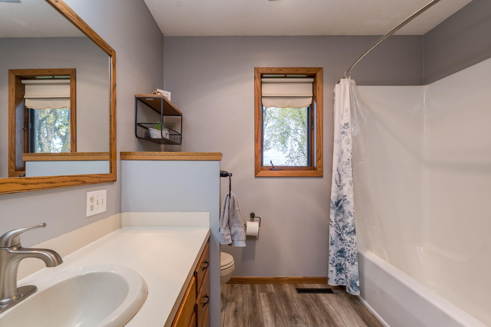 25-web-or-mls-62277-142nd-st.jpg