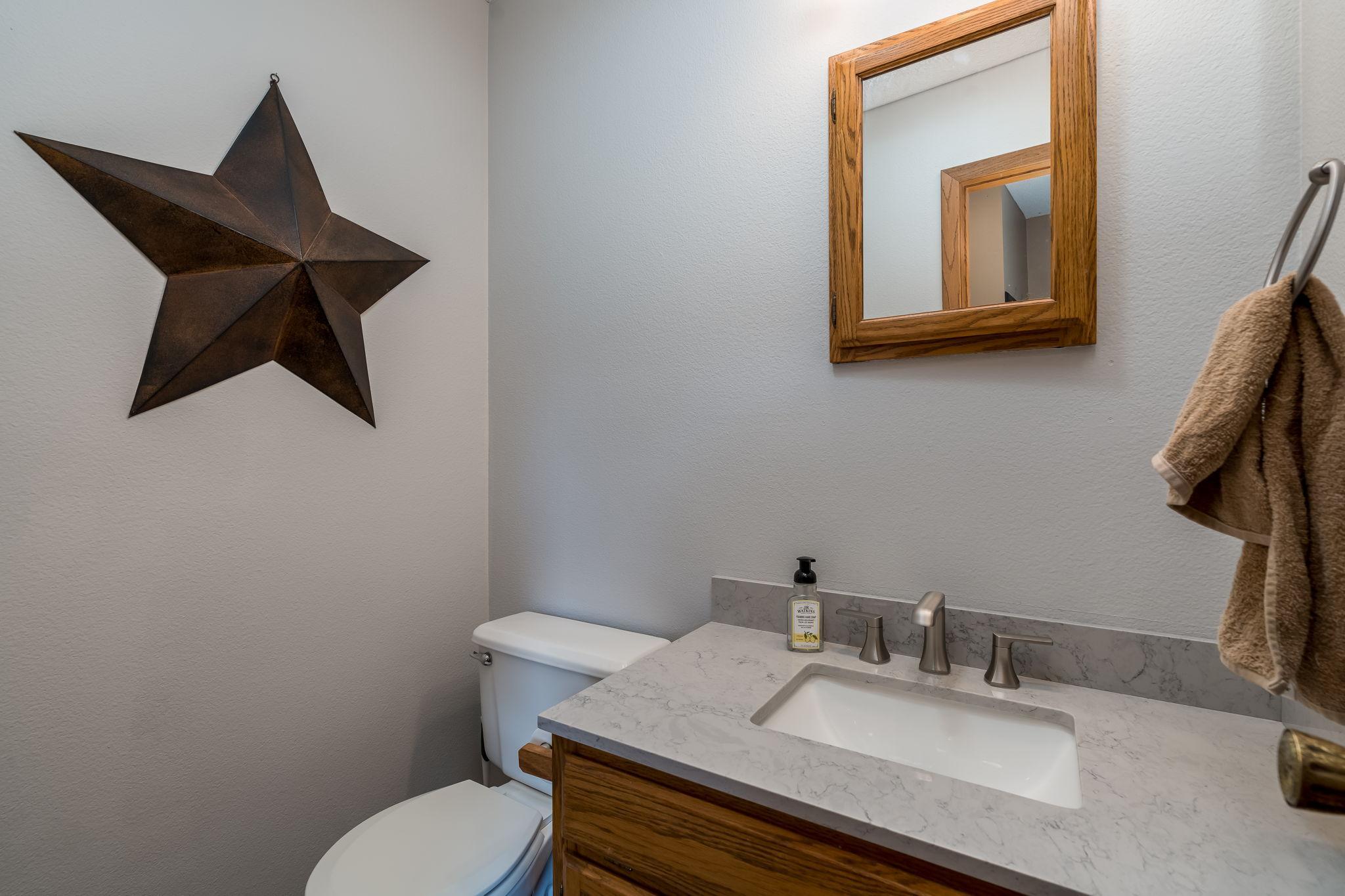 27-web-or-mls-62277-142nd-st.jpg