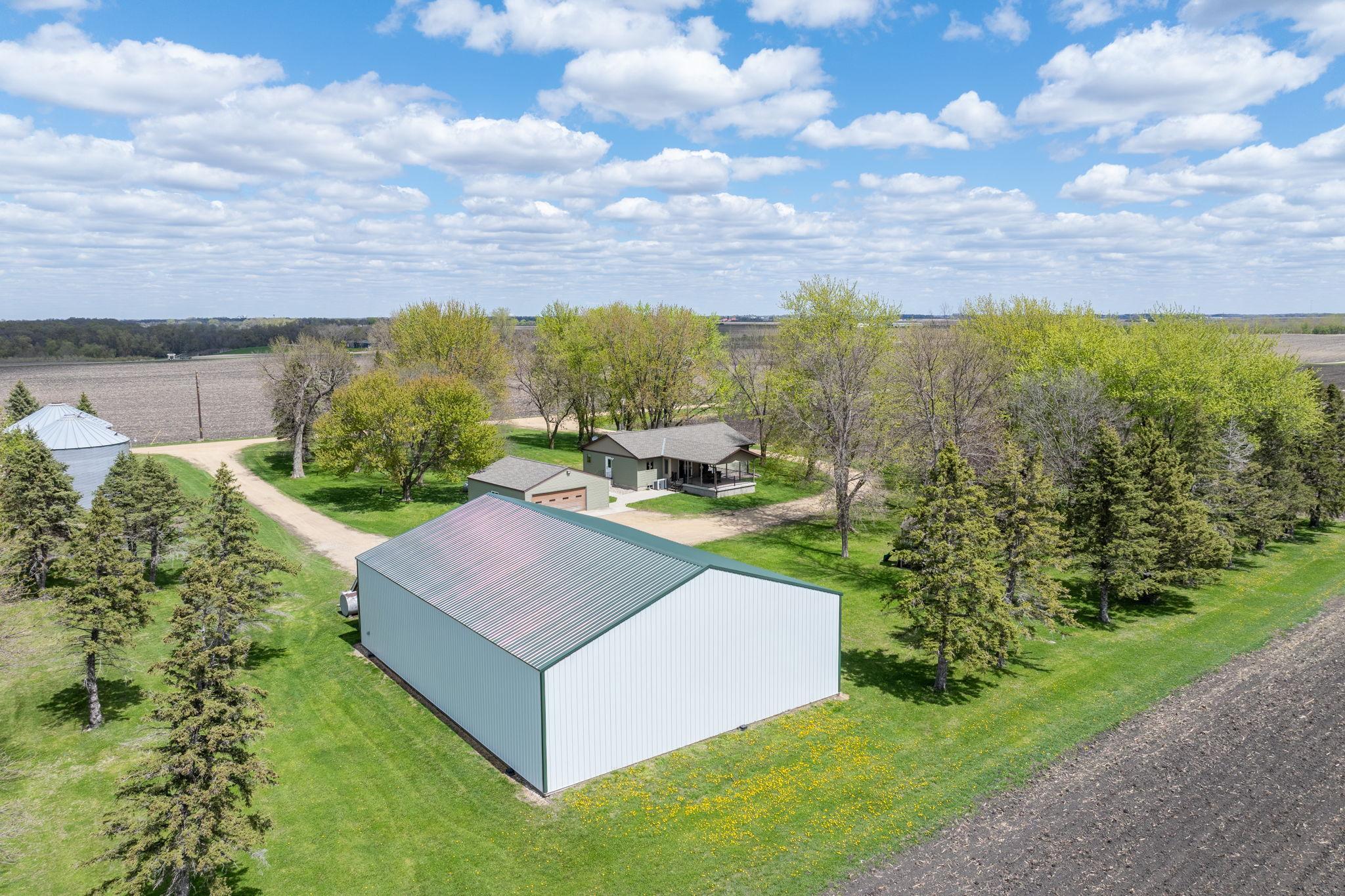 44-web-or-mls-62277-142nd-st.jpg