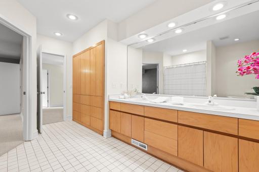 21150 Excelsior Boulevard, Excelsior, MN 55331