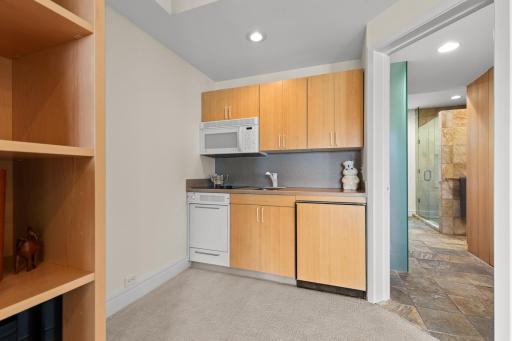 21150 Excelsior Boulevard, Excelsior, MN 55331