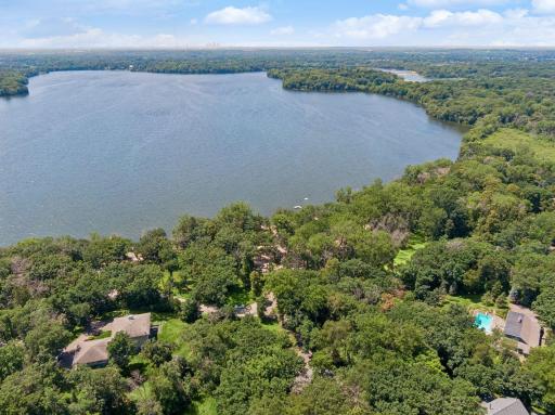 8 Sandpiper Lane, Saint Paul, MN 55127