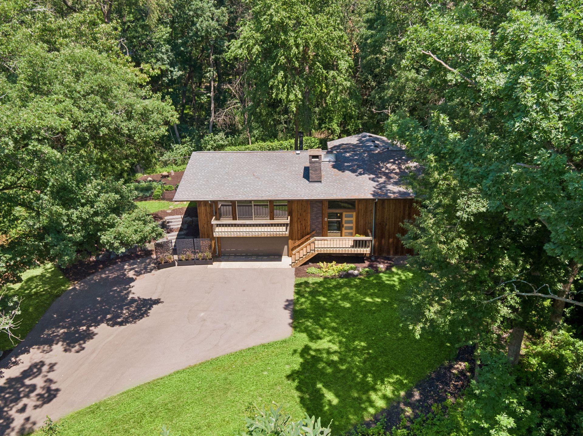 8 Sand Piper Lane North Oaks
