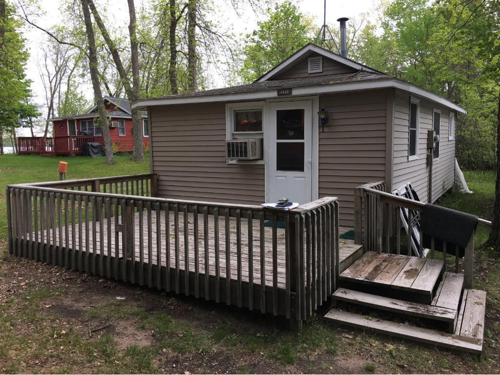 Cabin Front.jpg
