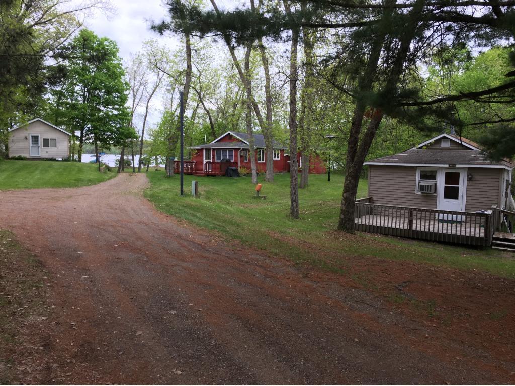 Cabin 2.jpg