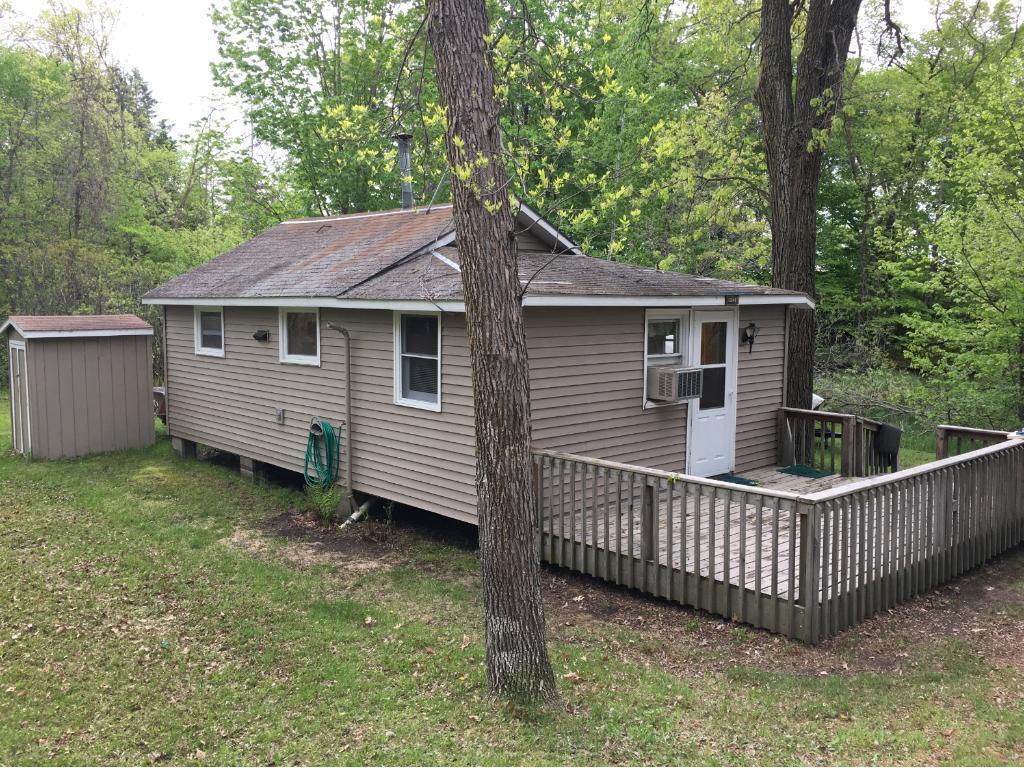 Cabin 3.jpg