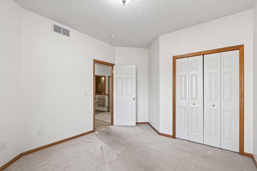 12010 65th Street NE, Albertville, MN 55301