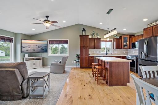 1327 Mallard Lane, New Richmond, WI 54017