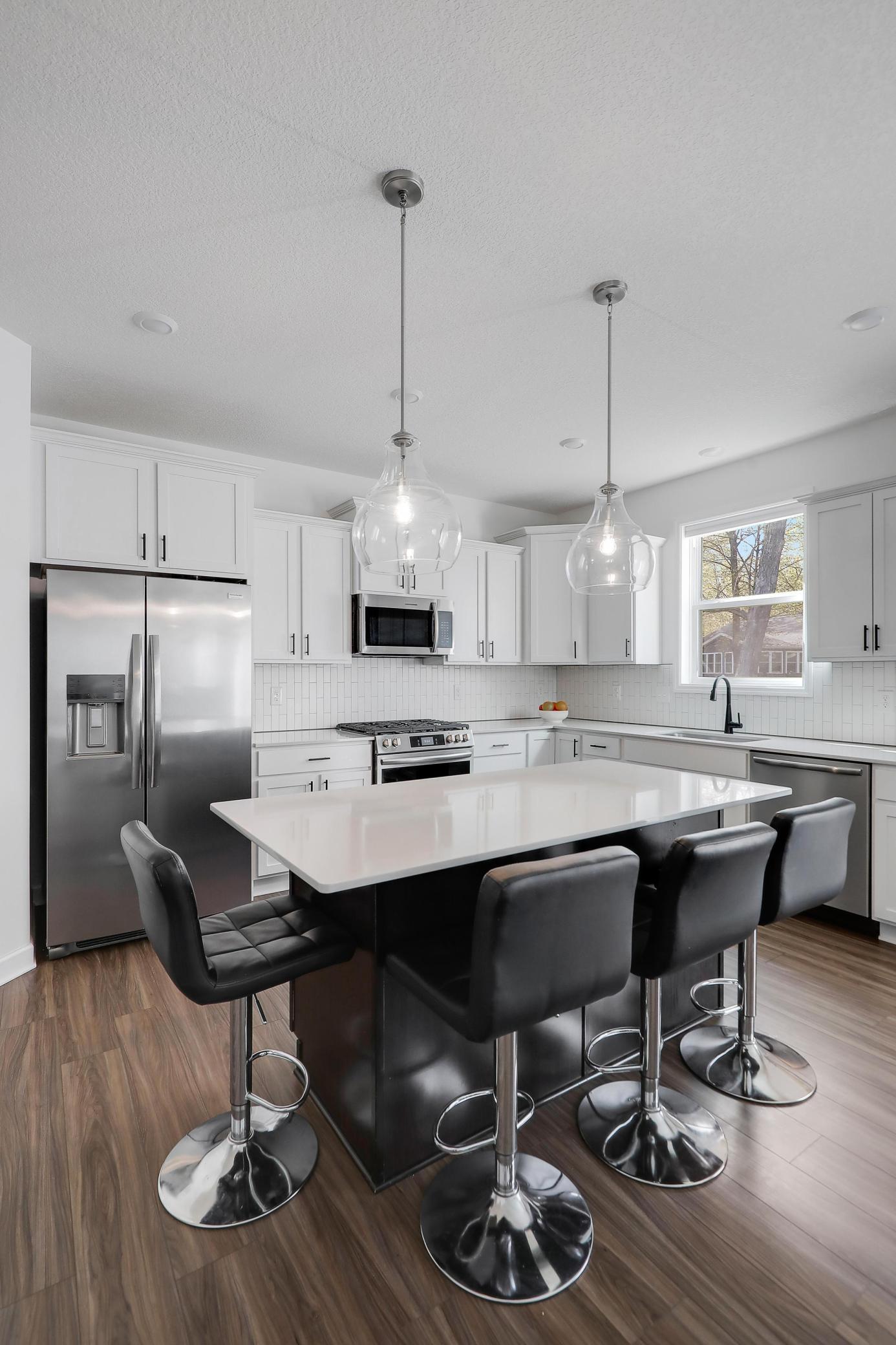 8710Photography-Web-Friendly-8859-Foust-Lane-Rockford-MN-55373-17.jpg