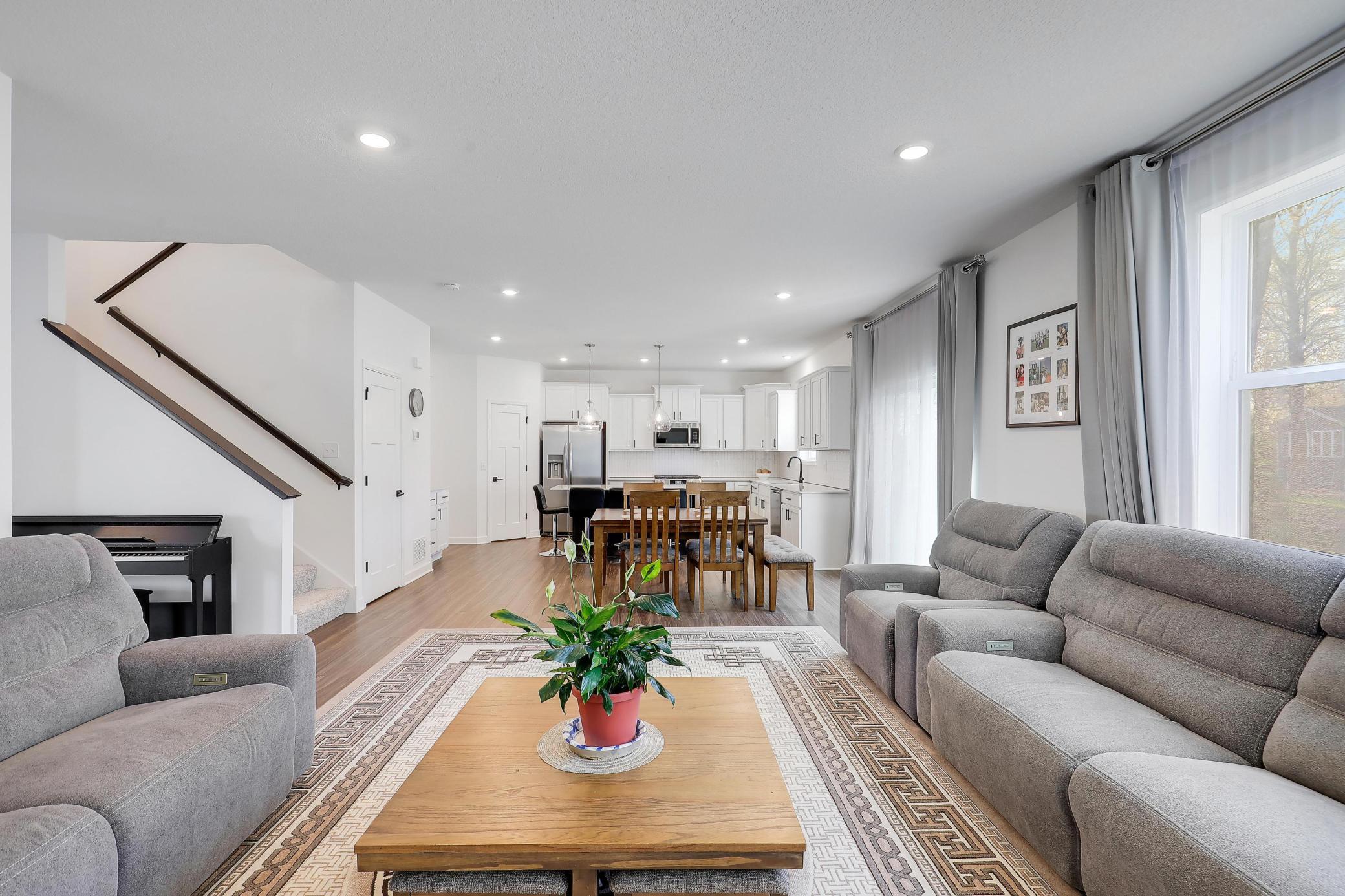 8710Photography-Web-Friendly-8859-Foust-Lane-Rockford-MN-55373-14.jpg