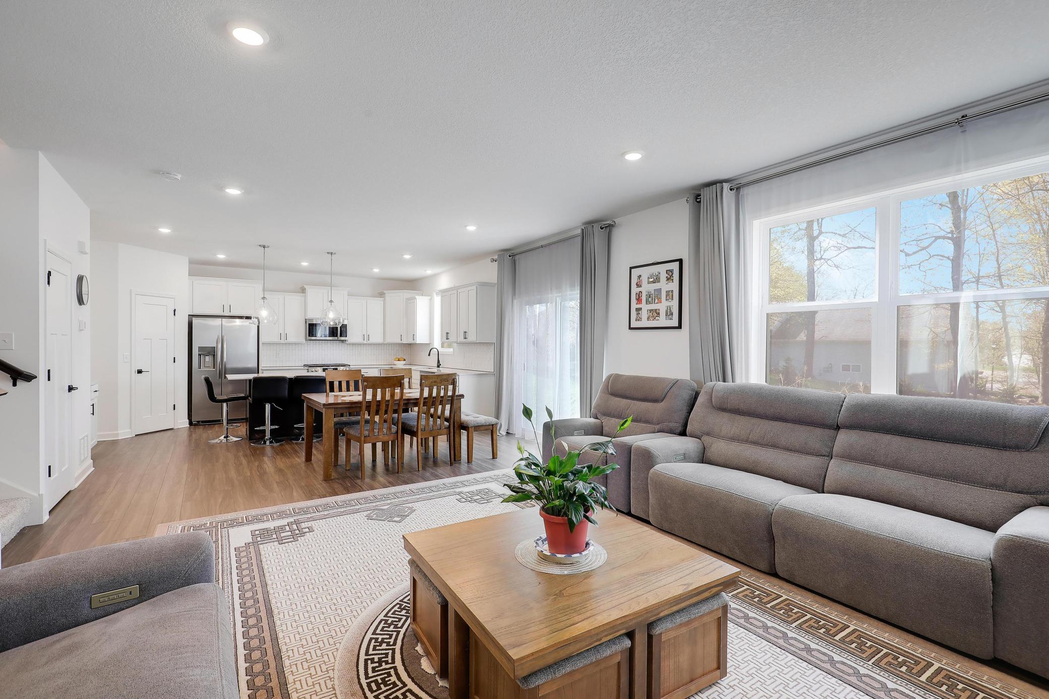 8710Photography-Web-Friendly-8859-Foust-Lane-Rockford-MN-55373-13.jpg
