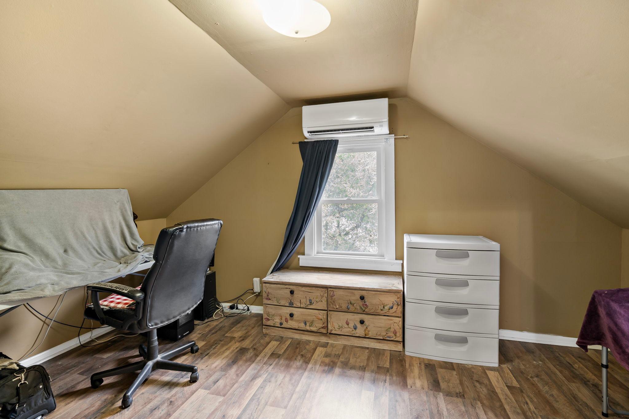 Upstairs Office or Bedroom