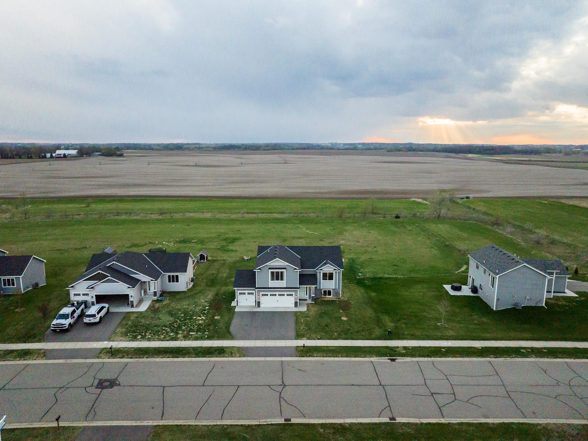 DJI_20260430194323_0177_D.jpg