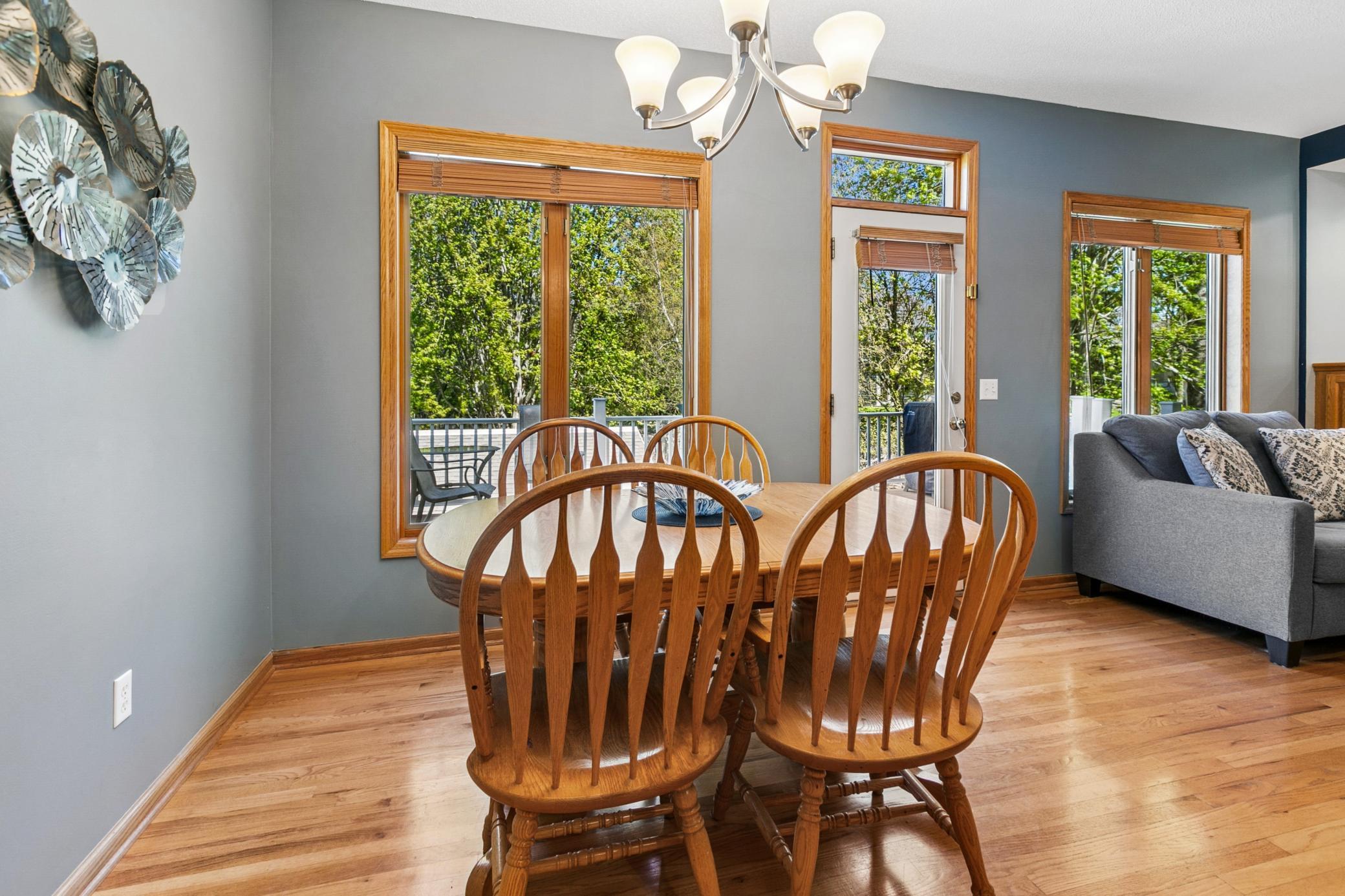 Main Level Eat In Kitchen Area