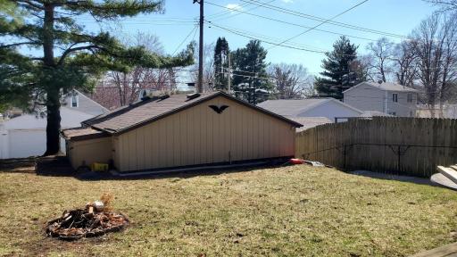 2186 Reaney Avenue E, Saint Paul, MN 55119