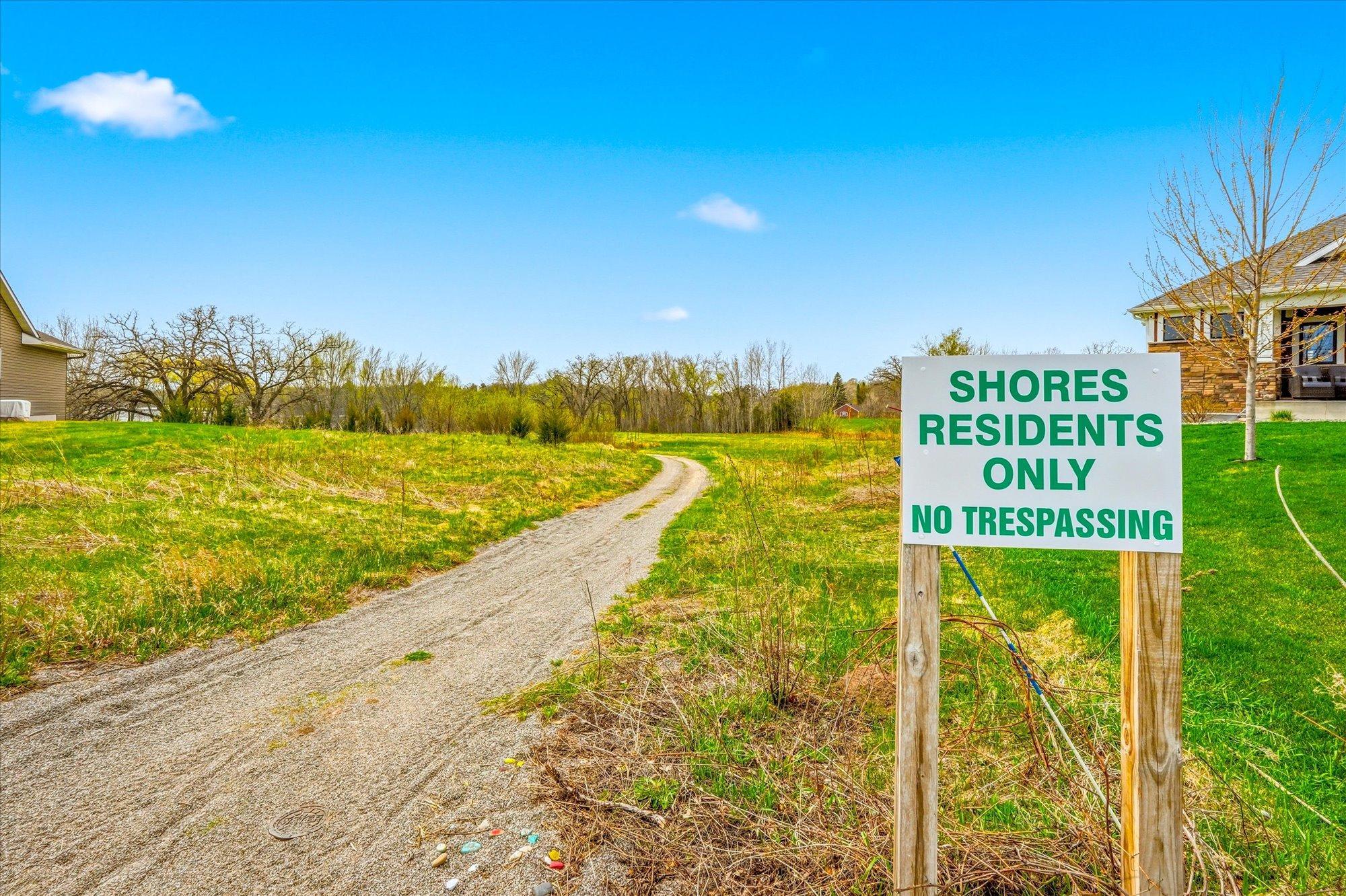 There are several access points to Eagle Lake private for residents.