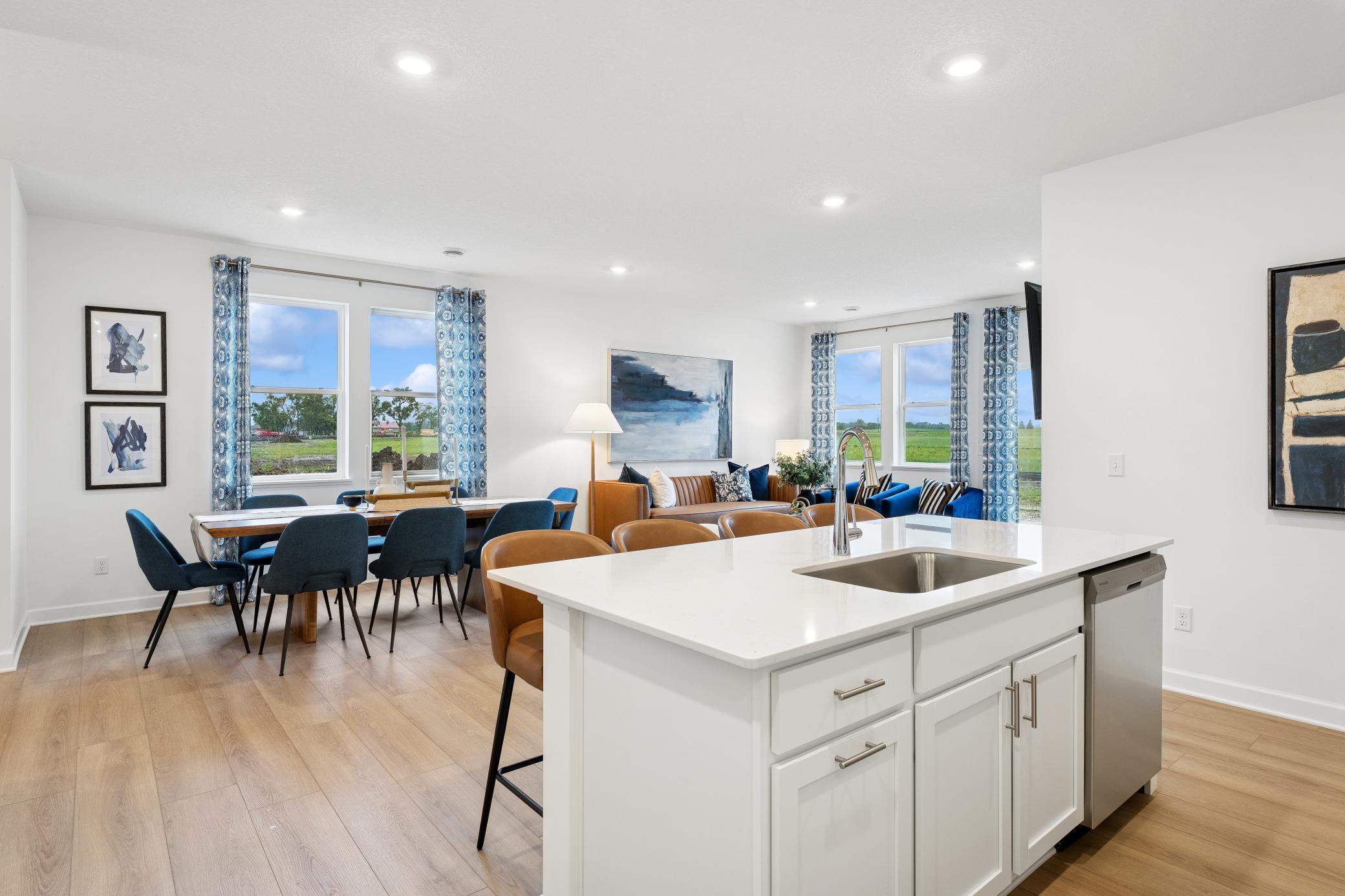 Open concept ktichen and Great Room!