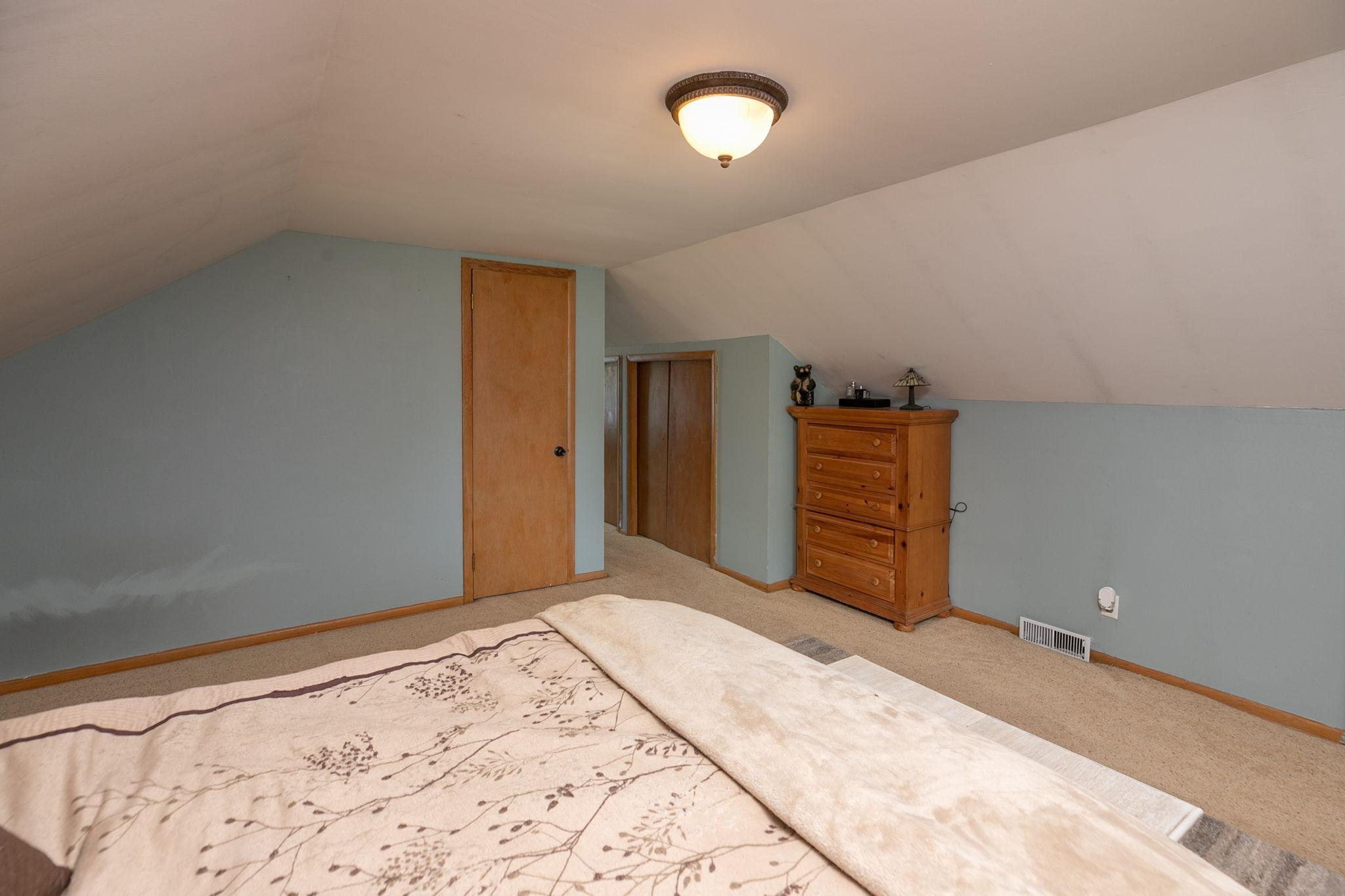 19-web-or-mls-19-Bedroom 3.jpg
