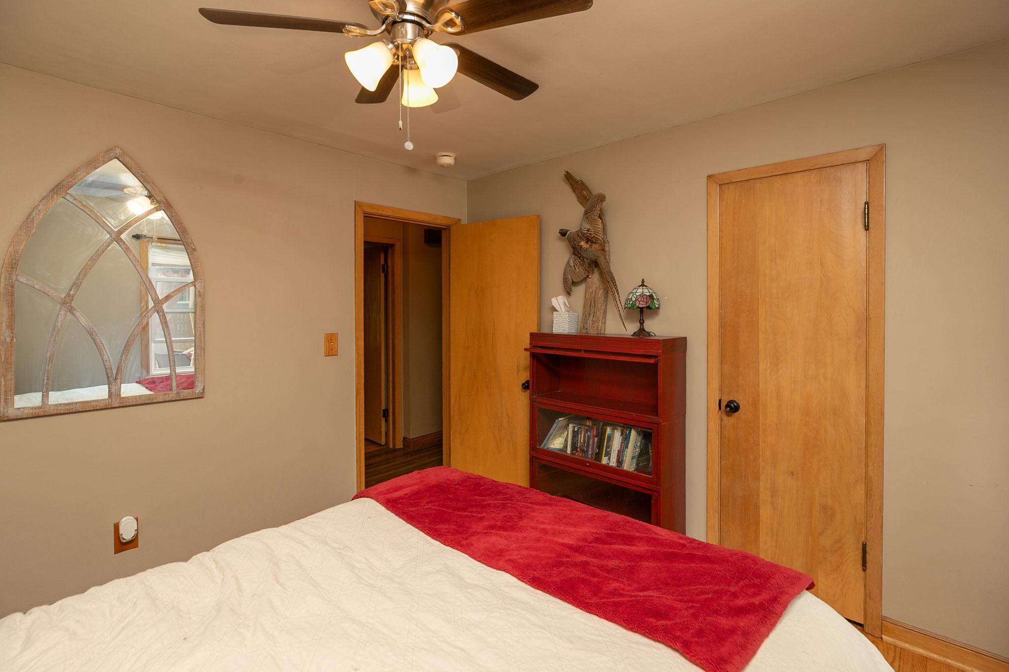 14-web-or-mls-14-Bedroom 1.jpg