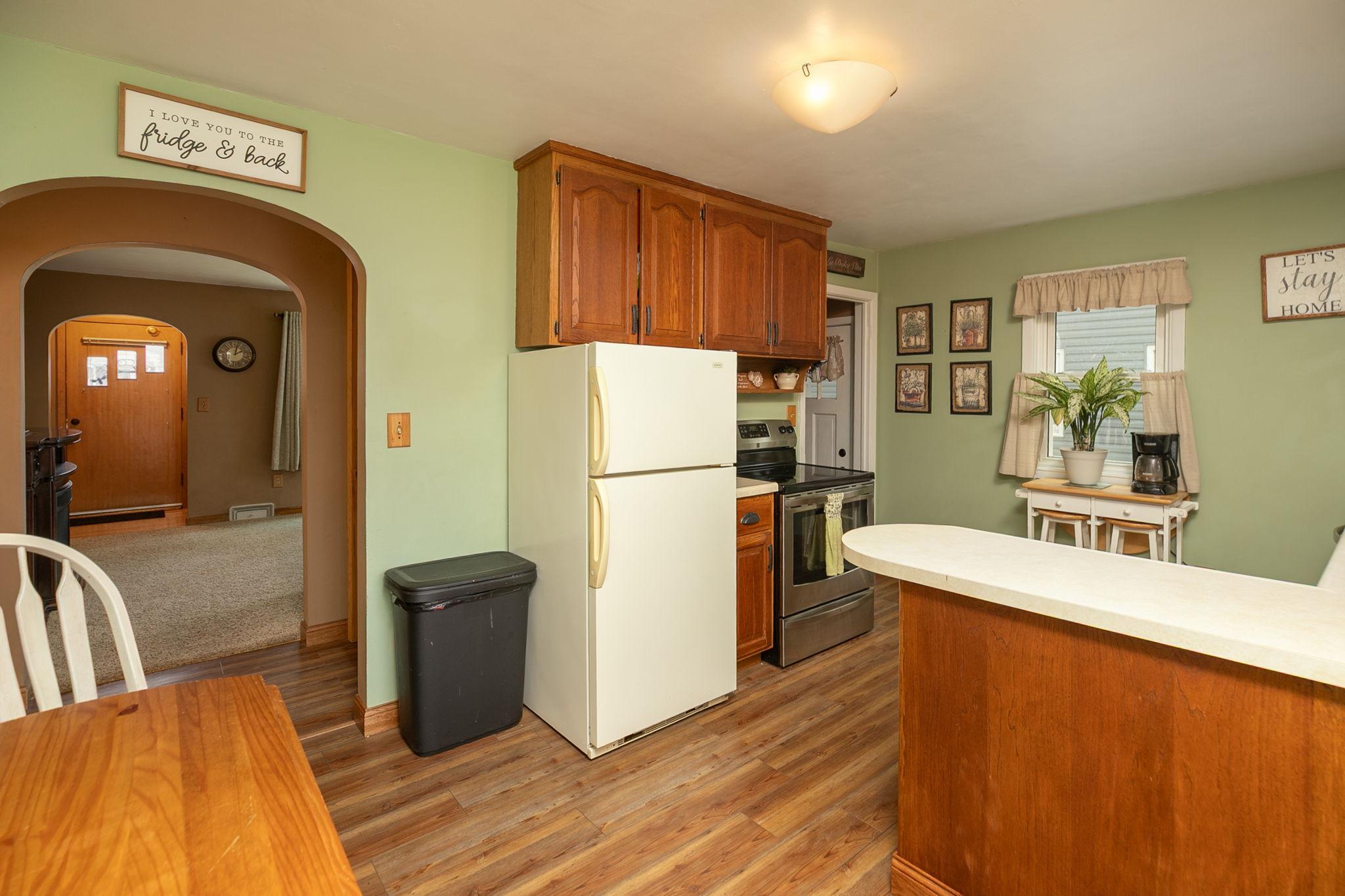 8-web-or-mls-08-Dining Room.jpg
