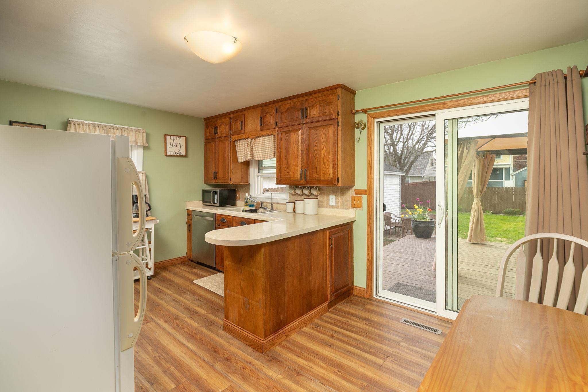 7-web-or-mls-07-Dining Room.jpg