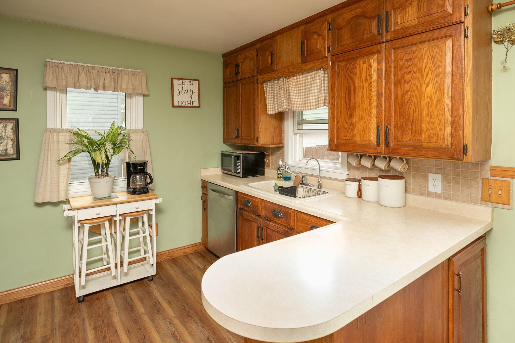 9-web-or-mls-09-Kitchen.jpg