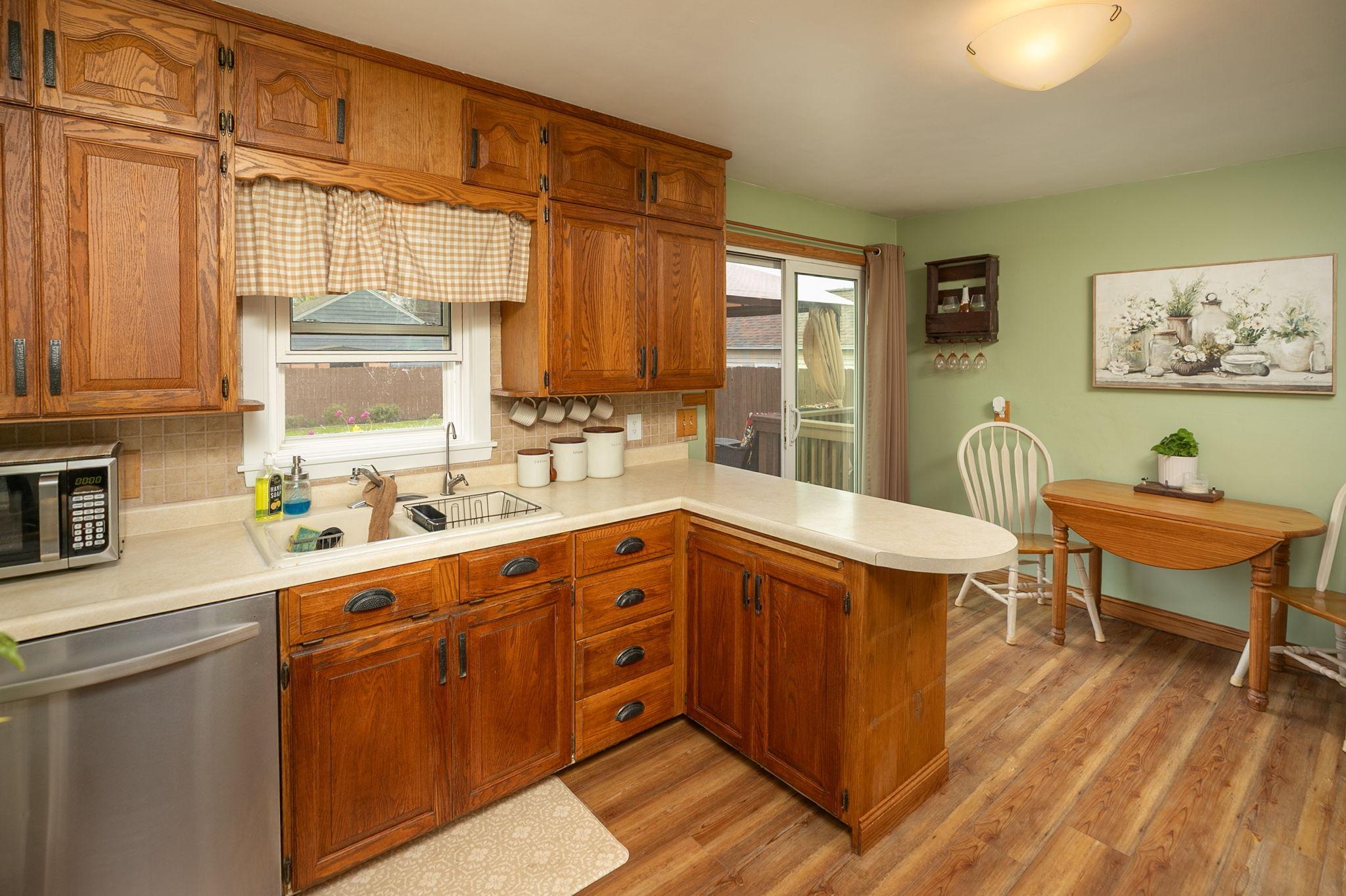 11-web-or-mls-11-Kitchen.jpg