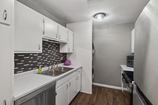 1044 Carmel Court, Shoreview, MN 55126