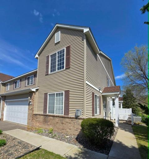 17967 69th Place N, Maple Grove, MN 55311
