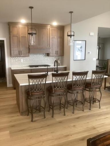 660 E Lake Cowdry Road NW, Alexandria, MN 56308