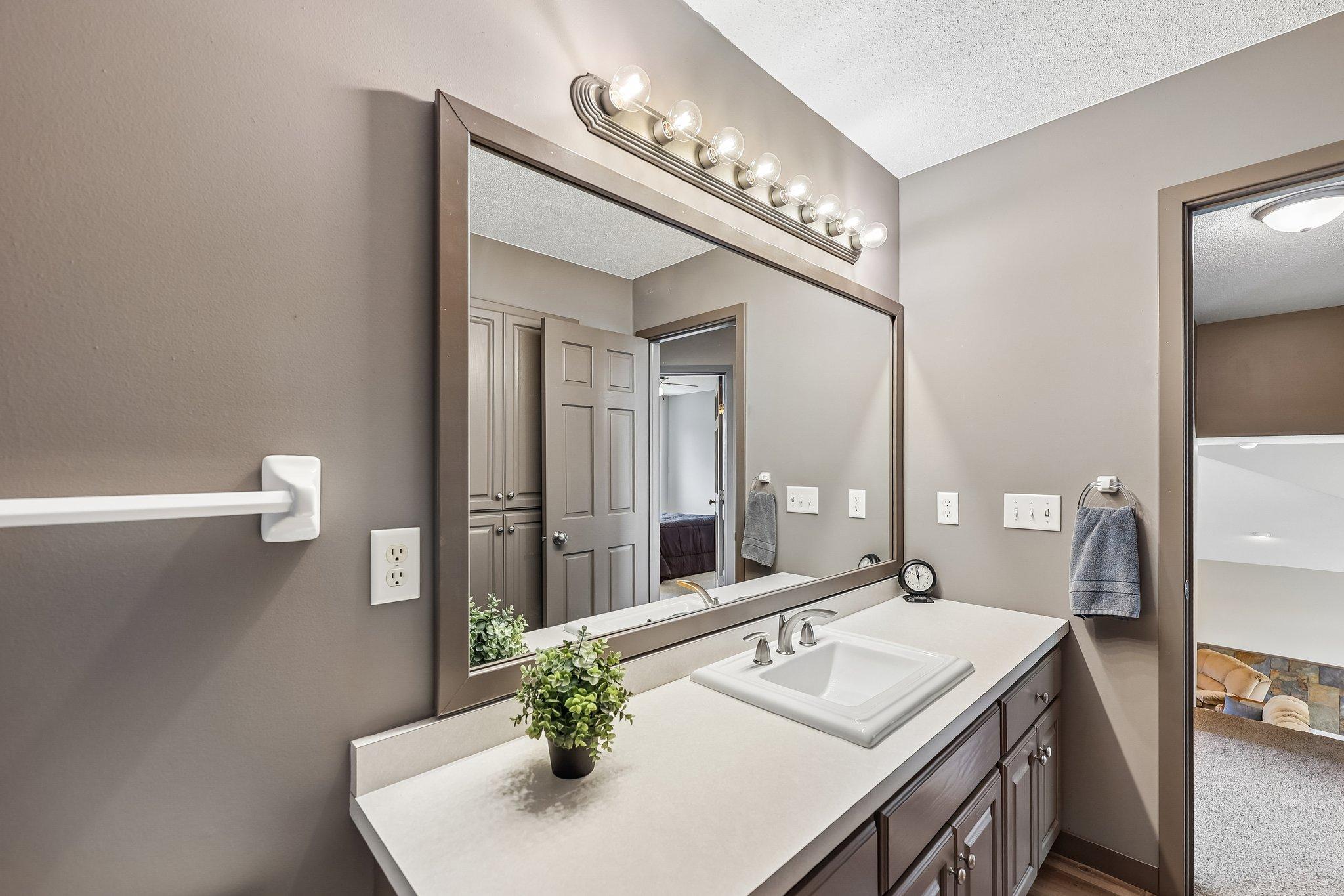Another Upper Level Bath View