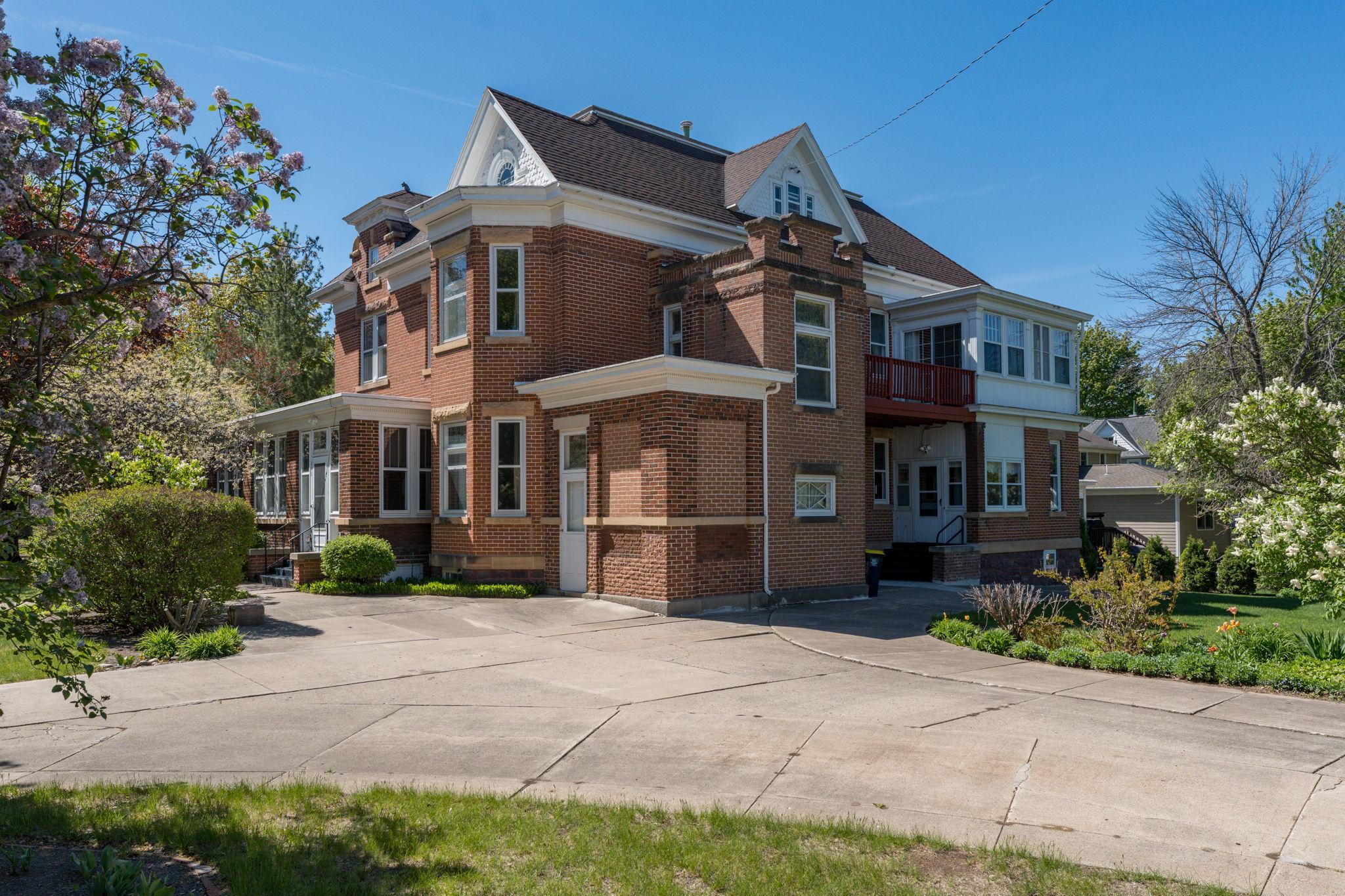Welcome to this amazing home