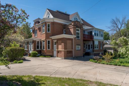 800 Center Street, New Ulm, MN 56073