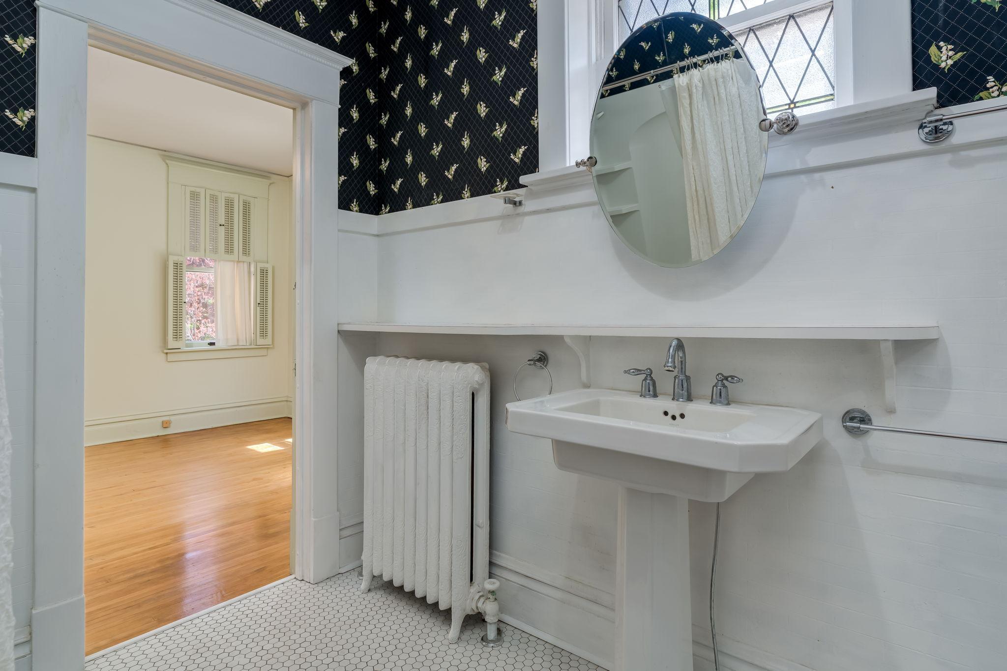 Full walk through Bathroom