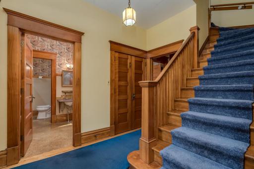 800 Center Street, New Ulm, MN 56073