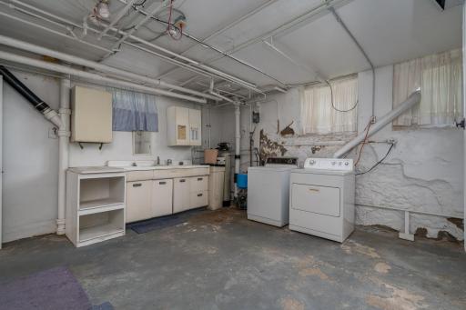800 Center Street, New Ulm, MN 56073