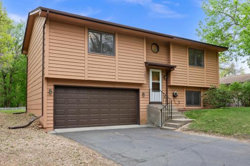 10651 Goldenrod Street NW, Minneapolis, MN 55448