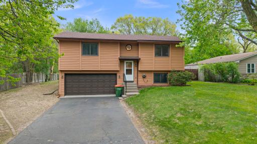 10651 Goldenrod Street NW, Minneapolis, MN 55448