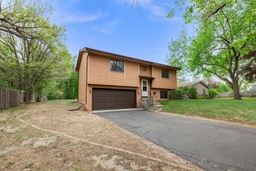 10651 Goldenrod Street NW, Minneapolis, MN 55448
