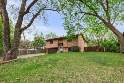 10651 Goldenrod Street NW, Minneapolis, MN 55448