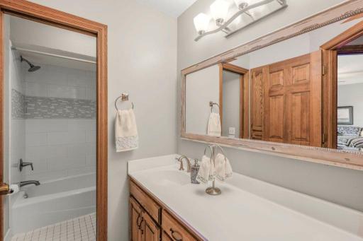 8906 Ashley Terrace, Minneapolis, MN 55443
