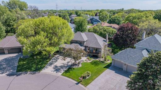 8906 Ashley Terrace, Minneapolis, MN 55443