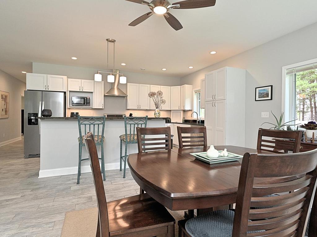 dining to kitchen