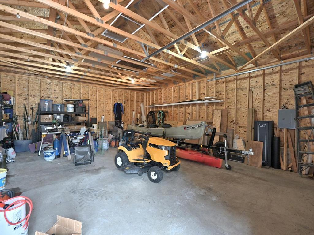detached garage