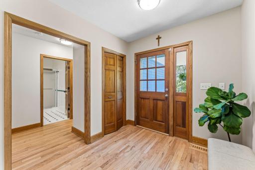 3200 Highland Avenue, Wayzata, MN 55391