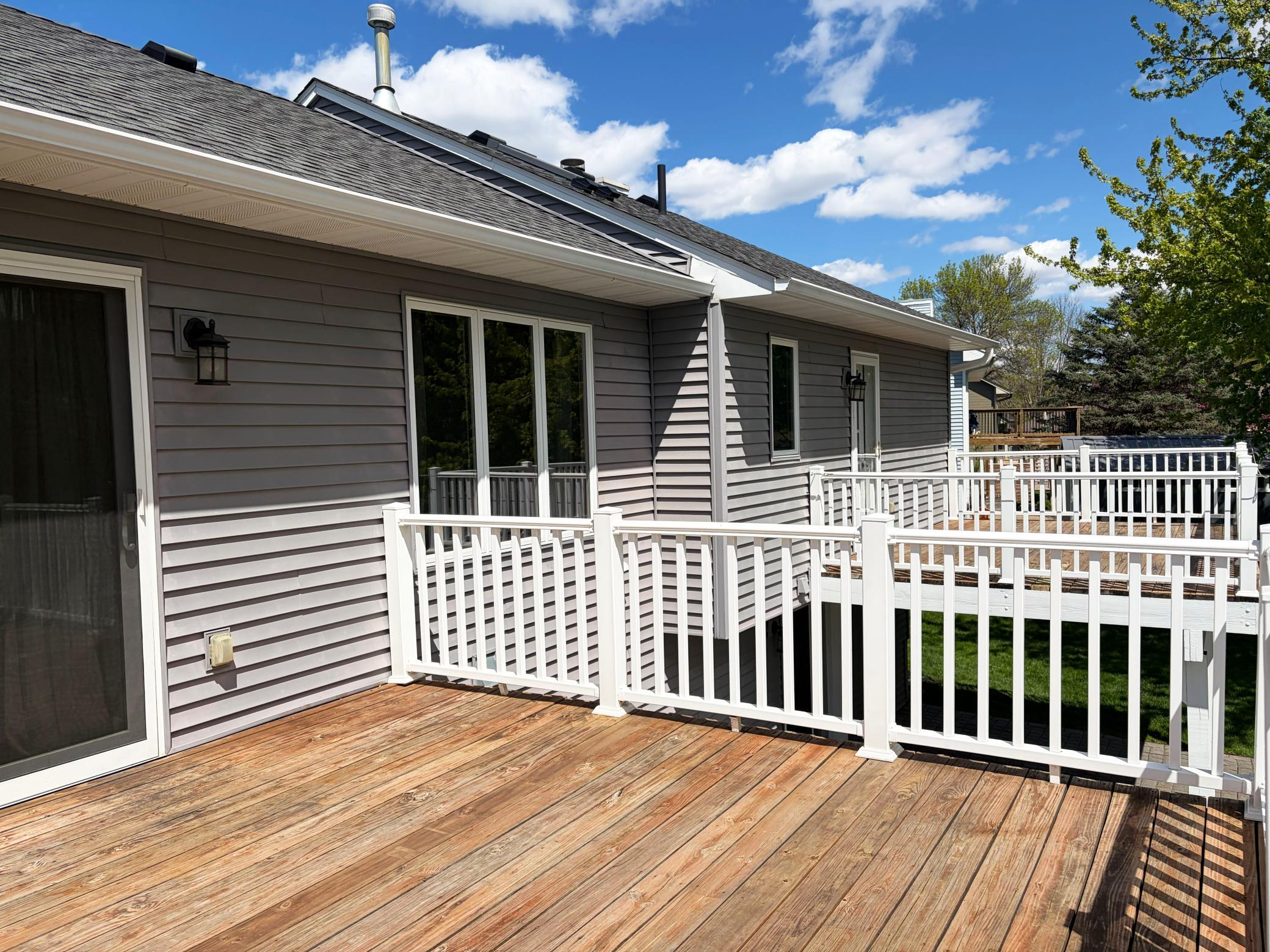 Double Decks facing East