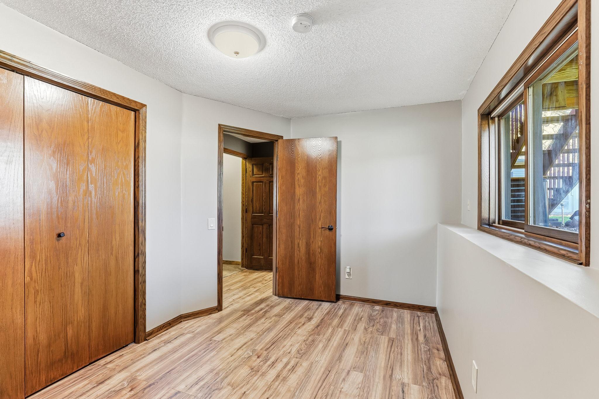 26-web-or-mls-13676-Marigold-St-26.jpg