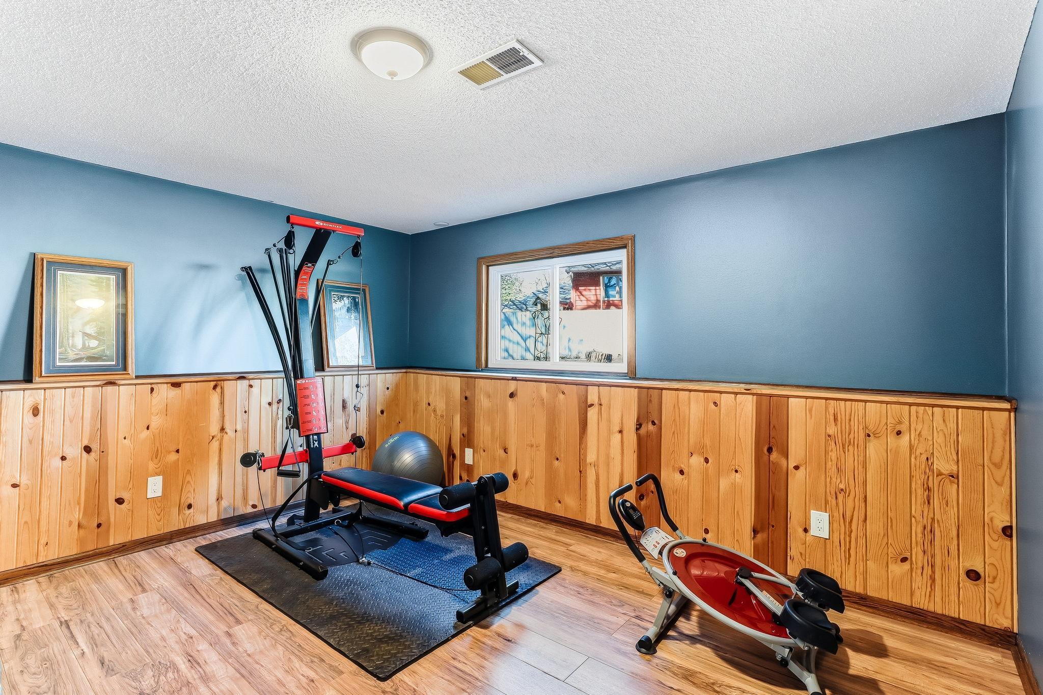 31-web-or-mls-13676-Marigold-St-31.jpg