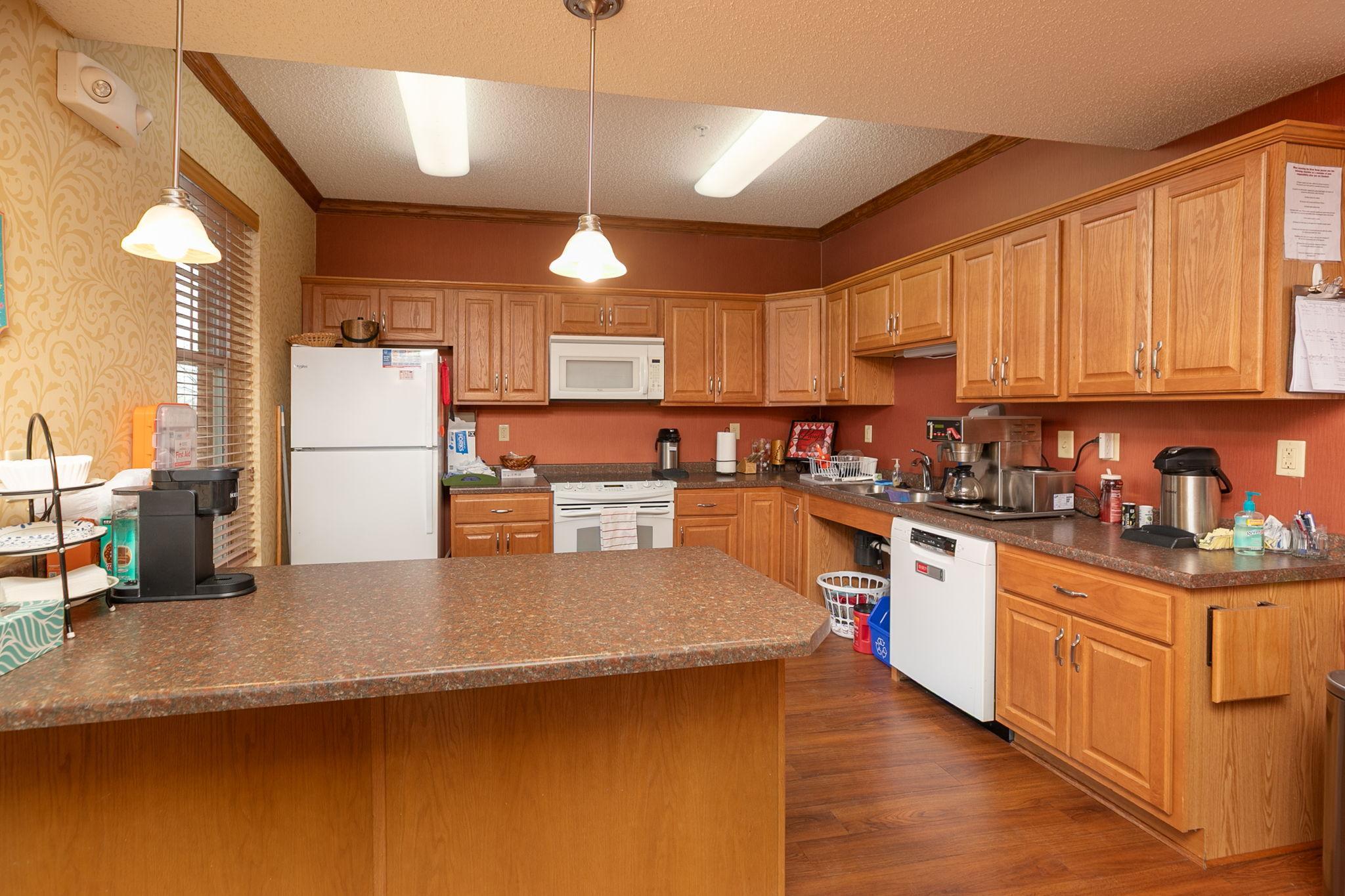 19-web-or-mls-19-Community Room.jpg