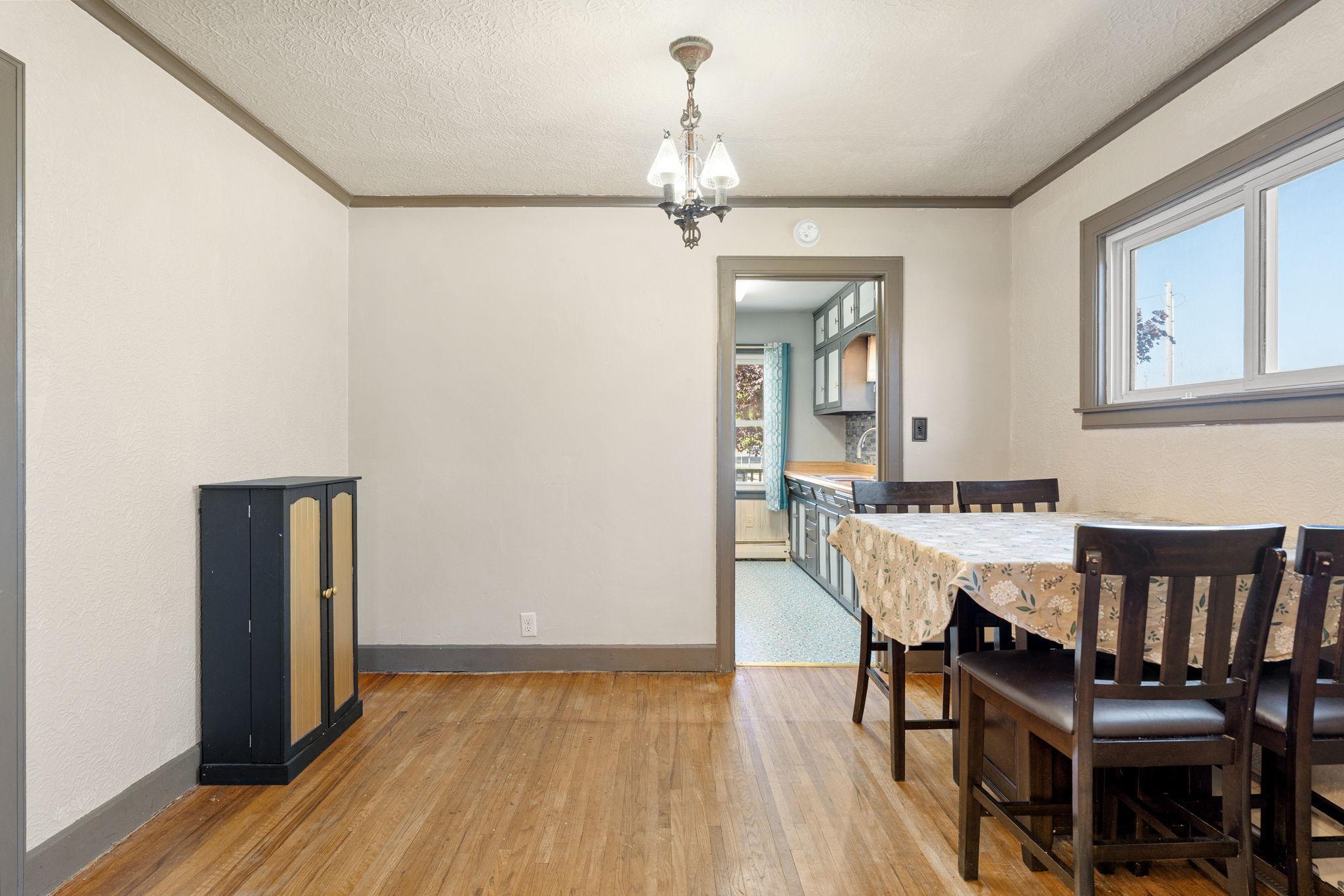 13-web-or-mls-1100-2nd-ave-sw.jpg